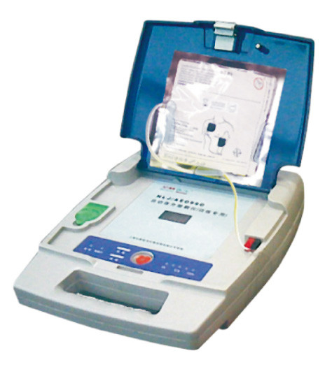 Macchina esterna del defibrillatore automatizzata portatile approvato con i manichini per prepararsi
